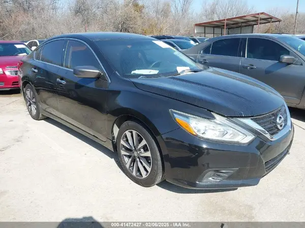 1N4AL3AP4HC222792 2017 NISSAN ALTIMA - Image 1