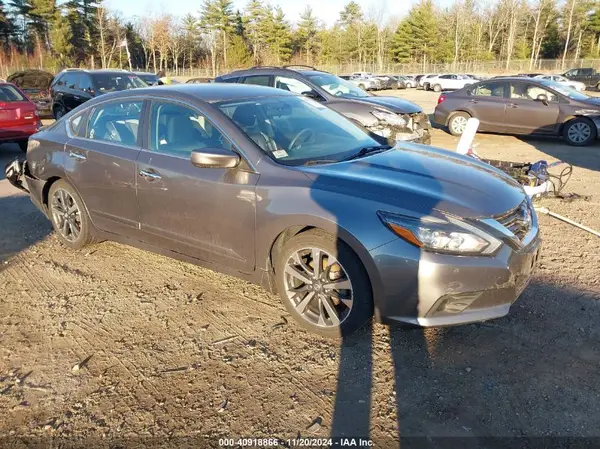 1N4AL3AP4HC222954 2017 NISSAN ALTIMA - Image 1