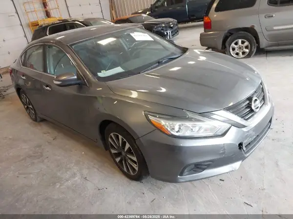 1N4AL3AP4HC223070 2017 NISSAN ALTIMA - Image 1