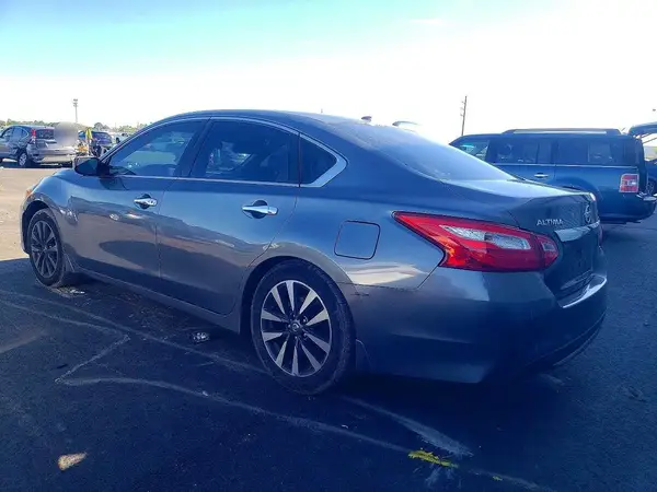 1N4AL3AP4HC223988 2017 NISSAN ALTIMA - Image 2