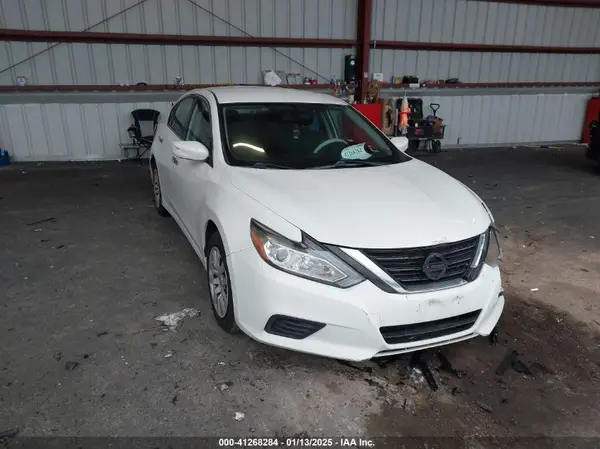 1N4AL3AP4HC226048 2017 NISSAN ALTIMA - Image 1