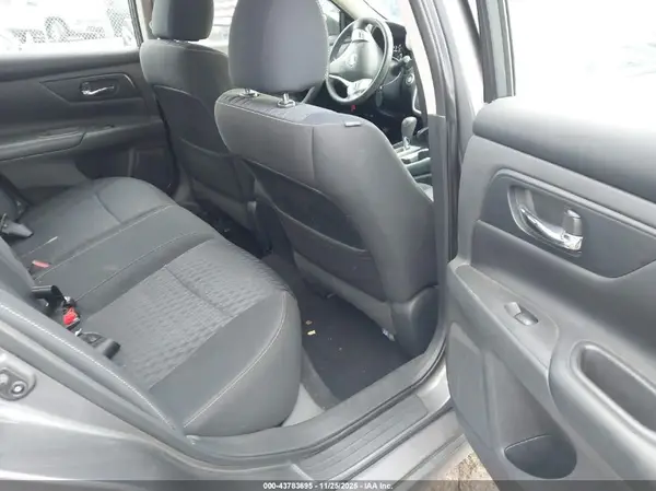 1N4AL3AP4HC227281 2017 NISSAN ALTIMA - Image 8