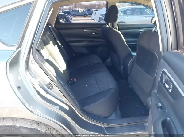 1N4AL3AP4HC231329 2017 NISSAN ALTIMA - Image 8