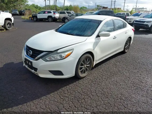 1N4AL3AP4HC231380 2017 NISSAN ALTIMA - Image 2