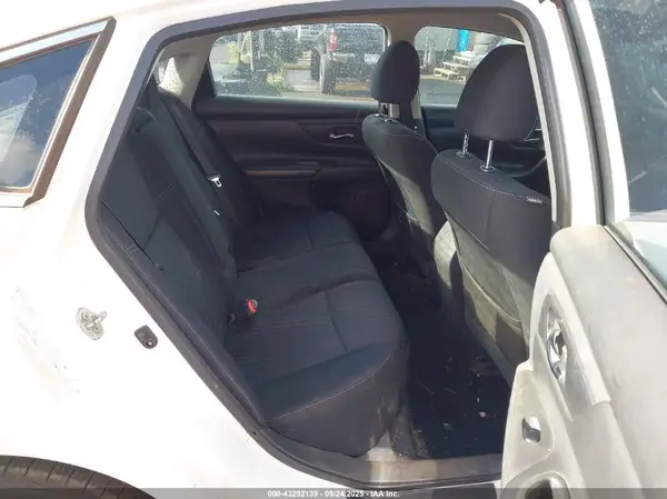 1N4AL3AP4HC231380 2017 NISSAN ALTIMA - Image 8