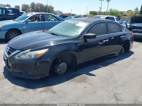 1N4AL3AP4HC233517 2017 NISSAN ALTIMA - Image 2