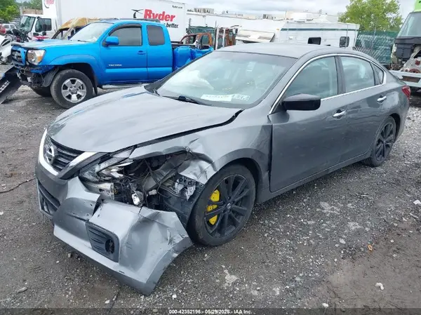 1N4AL3AP4HC234943 2017 NISSAN ALTIMA - Image 2