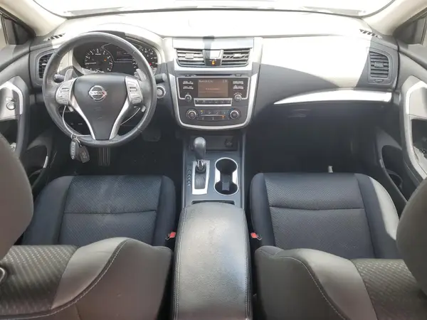 1N4AL3AP4HC235462 2017 NISSAN ALTIMA - Image 8