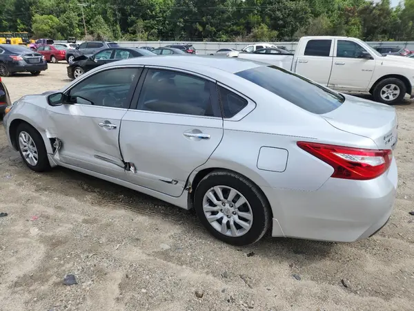 1N4AL3AP4HC239348 2017 NISSAN ALTIMA - Image 2