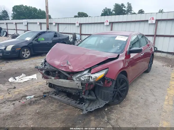 1N4AL3AP4HC241732 2017 NISSAN ALTIMA - Image 2