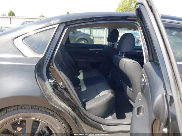 1N4AL3AP4HC247398 2017 NISSAN ALTIMA - Image 8