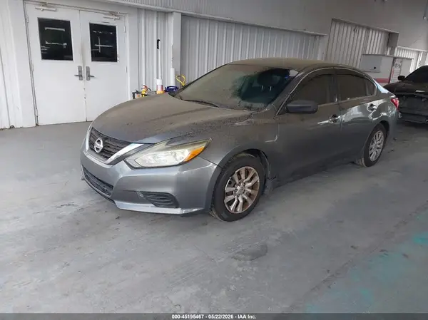 1N4AL3AP4HC248003 2017 NISSAN ALTIMA - Image 2