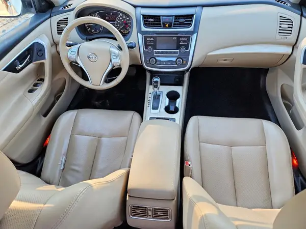 1N4AL3AP4HC248194 2017 NISSAN ALTIMA - Image 8