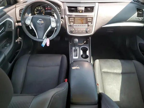 1N4AL3AP4HC250639 2017 NISSAN ALTIMA - Image 8