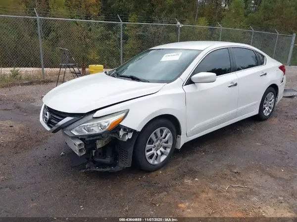 1N4AL3AP4HC254304 2017 NISSAN ALTIMA - Image 2