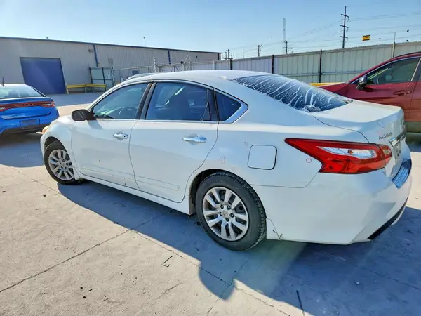1N4AL3AP4HC255338 2017 NISSAN ALTIMA - Image 2