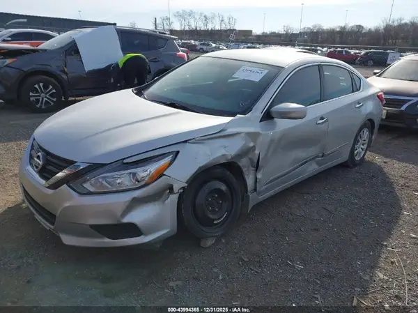 1N4AL3AP4HC255534 2017 NISSAN ALTIMA - Image 2