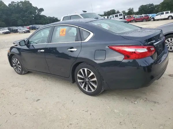 1N4AL3AP4HC257414 2017 NISSAN ALTIMA - Image 2