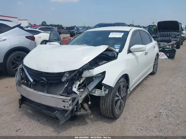 1N4AL3AP4HC259826 2017 NISSAN ALTIMA - Image 2