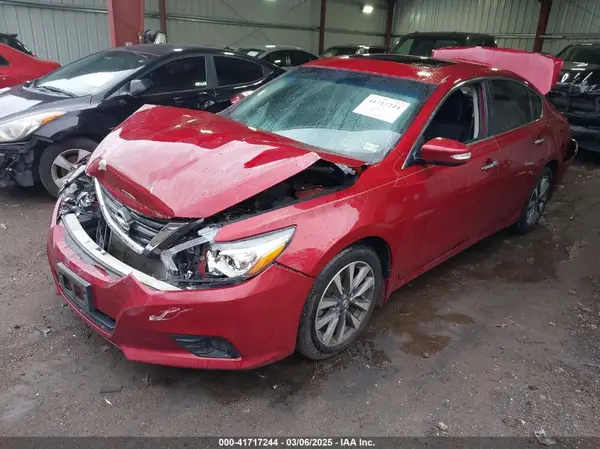 1N4AL3AP4HC261530 2017 NISSAN ALTIMA - Image 2