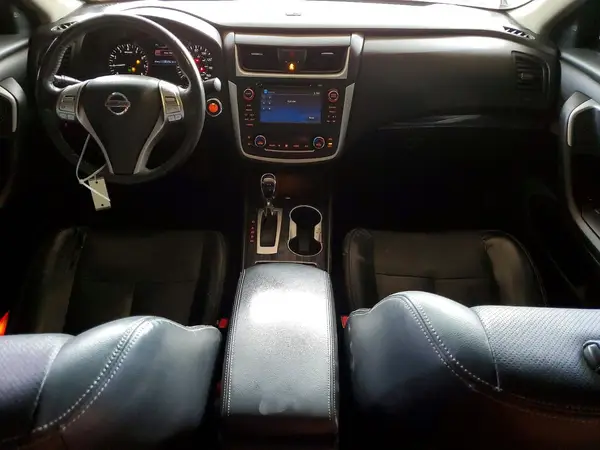 1N4AL3AP4HC261818 2017 NISSAN ALTIMA - Image 8