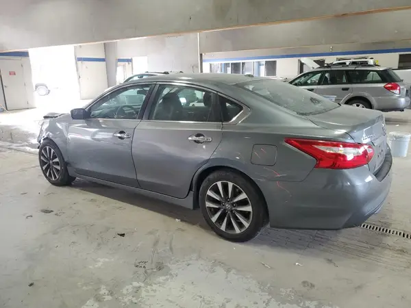 1N4AL3AP4HC264234 2017 NISSAN ALTIMA - Image 2