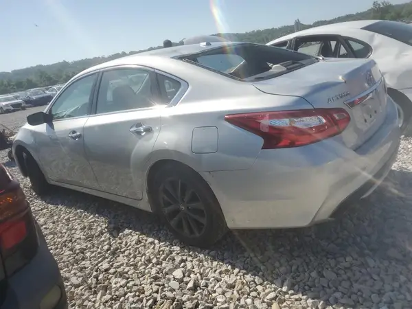 1N4AL3AP4HC264668 2017 NISSAN ALTIMA - Image 2