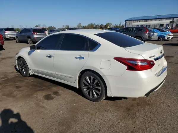 1N4AL3AP4HC265755 2017 NISSAN ALTIMA - Image 2