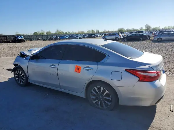 1N4AL3AP4HC267313 2017 NISSAN ALTIMA - Image 2
