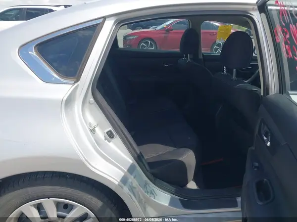1N4AL3AP4HC271166 2017 NISSAN ALTIMA - Image 8