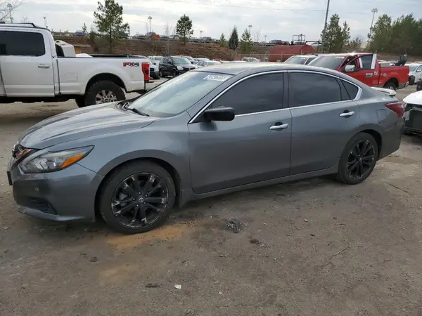 1N4AL3AP4HC272690 2017 NISSAN ALTIMA - Image 1