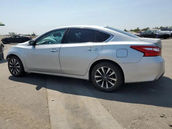 1N4AL3AP4HC280580 2017 NISSAN ALTIMA - Image 2