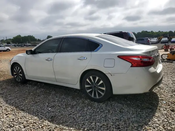 1N4AL3AP4HC281471 2017 NISSAN ALTIMA - Image 2