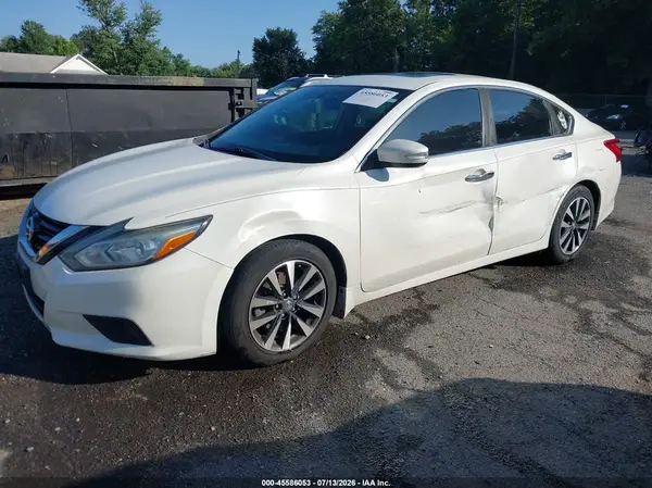 1N4AL3AP4HC284158 2017 NISSAN ALTIMA - Image 2