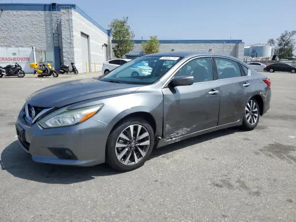 1N4AL3AP4HC285424 2017 NISSAN ALTIMA - Image 1