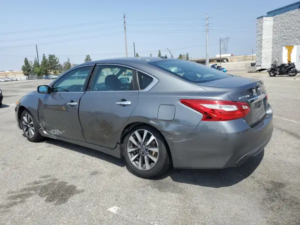 1N4AL3AP4HC285424 2017 NISSAN ALTIMA - Image 2