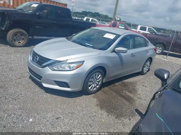 1N4AL3AP4HC285620 2017 NISSAN ALTIMA - Image 2