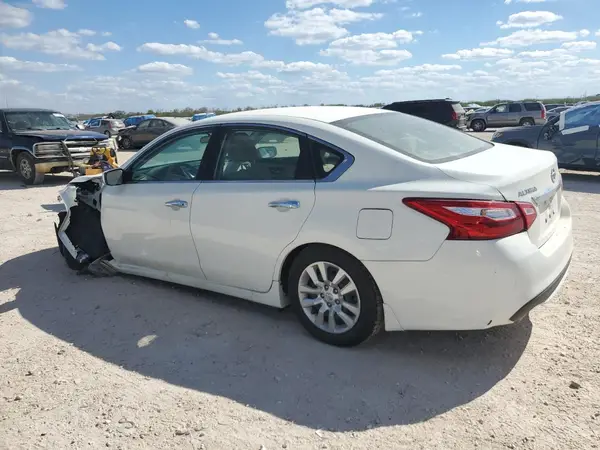 1N4AL3AP4HC286007 2017 NISSAN ALTIMA - Image 2