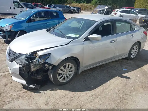1N4AL3AP4HC288694 2017 NISSAN ALTIMA - Image 2