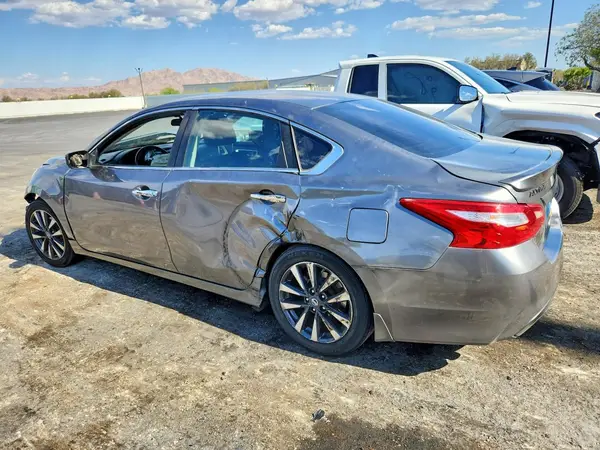 1N4AL3AP4HC288808 2017 NISSAN ALTIMA - Image 2