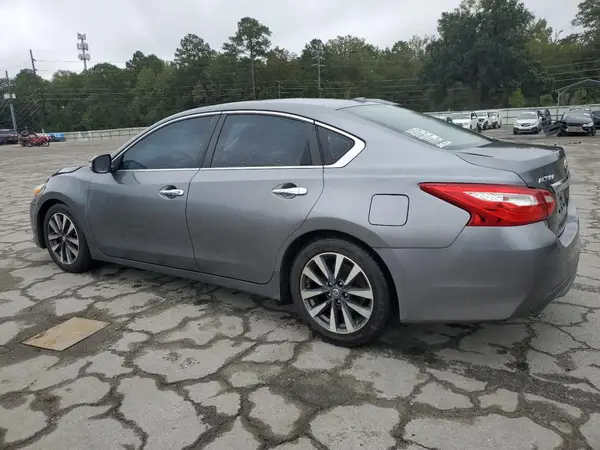 1N4AL3AP4HC289053 2017 NISSAN ALTIMA - Image 2