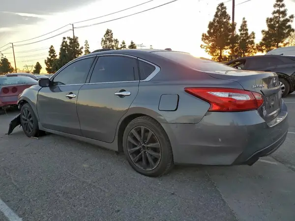 1N4AL3AP4HC290025 2017 NISSAN ALTIMA - Image 2