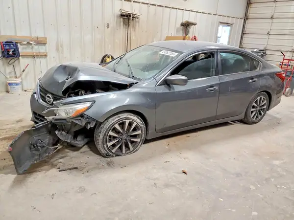 1N4AL3AP4HC290686 2017 NISSAN ALTIMA - Image 1