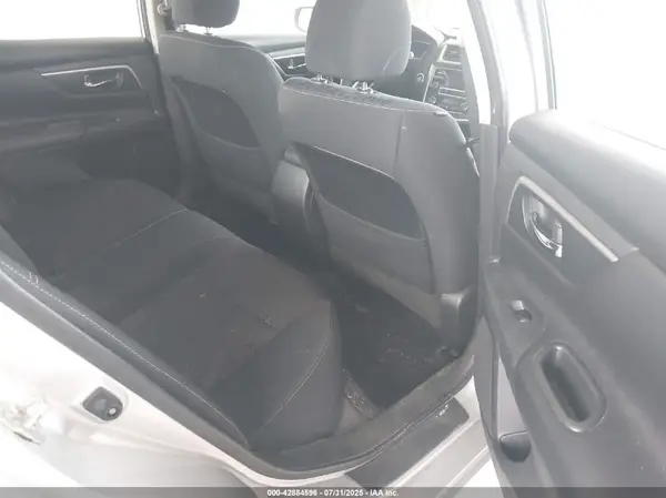 1N4AL3AP4HC291319 2017 NISSAN ALTIMA - Image 8