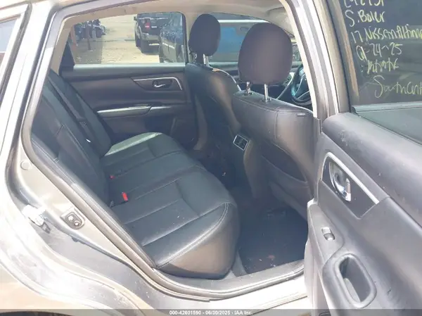 1N4AL3AP4HC292731 2017 NISSAN ALTIMA - Image 8