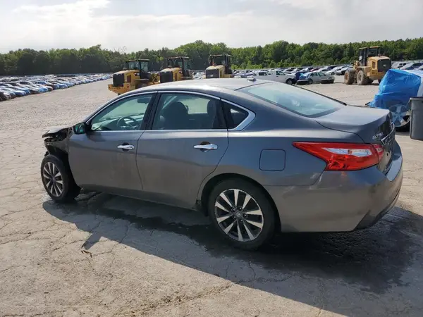 1N4AL3AP4HC292793 2017 NISSAN ALTIMA - Image 2