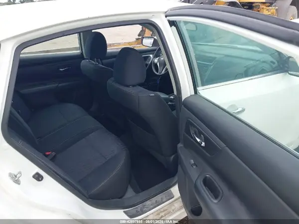 1N4AL3AP4HC293233 2017 NISSAN ALTIMA - Image 8