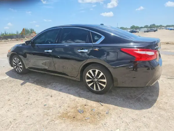 1N4AL3AP4HC293281 2017 NISSAN ALTIMA - Image 2