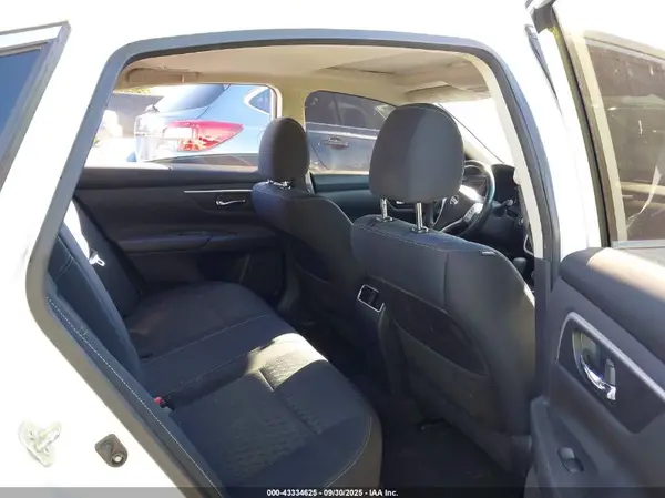 1N4AL3AP4HC296312 2017 NISSAN ALTIMA - Image 8