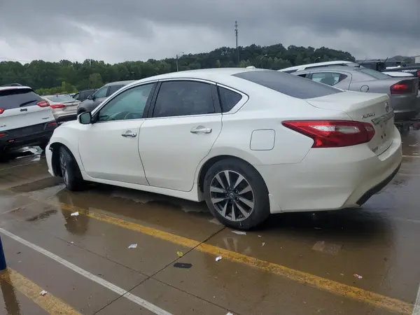 1N4AL3AP4HC296553 2017 NISSAN ALTIMA - Image 2